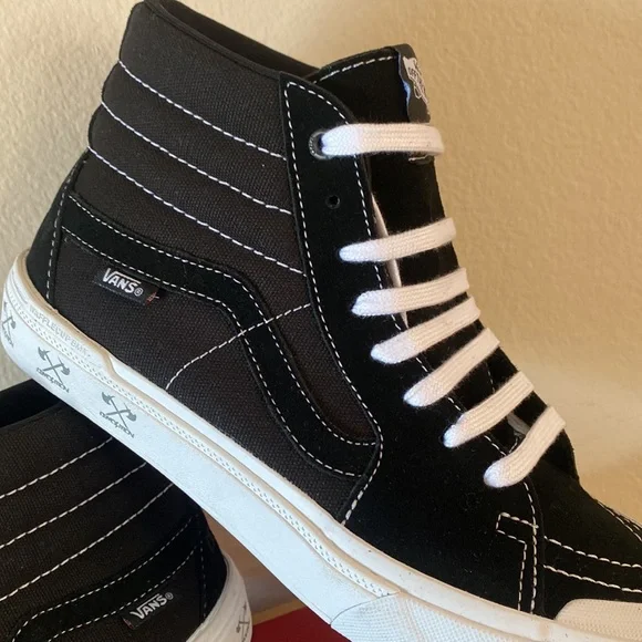 Vans shoes high top men’s 8 women 9.5 black NewwBox - Picture 3 of 4